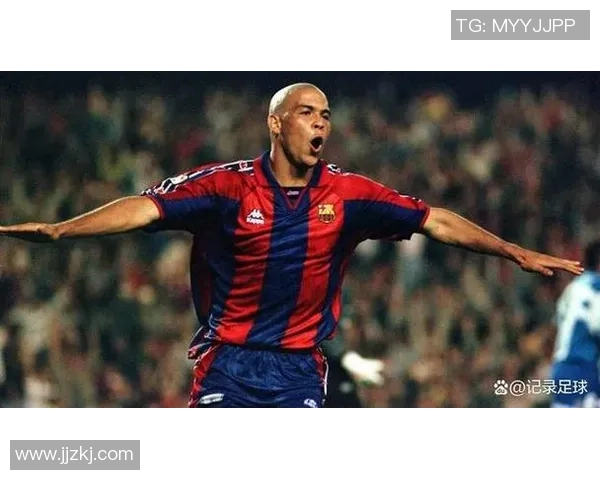 各大足球明星用英语分享他们的成长故事与职业生涯的精彩瞬间